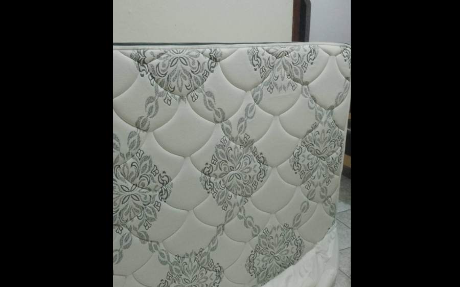 Colchão Cama Box Casal – Semi Novo