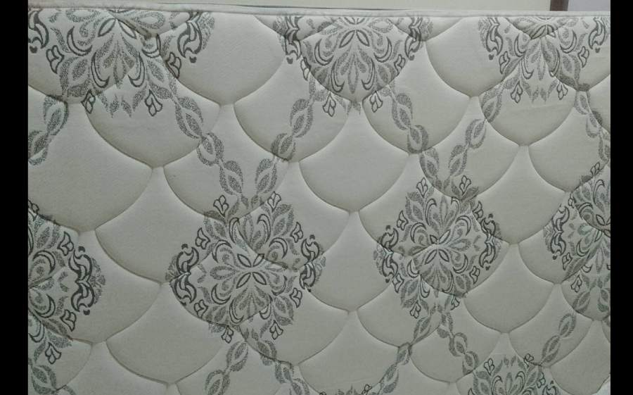 Colchão Cama Box Casal – Semi Novo