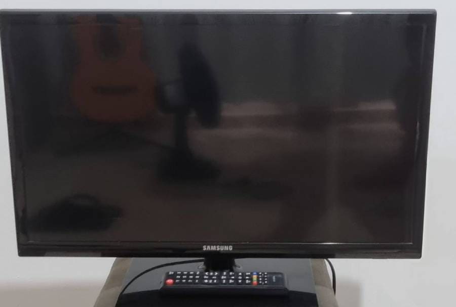TV LED Samsung 24” – HD | Perfeita!