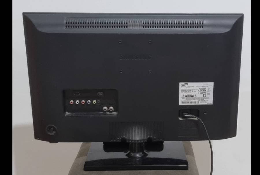 TV LED Samsung 24” – HD | Perfeita!