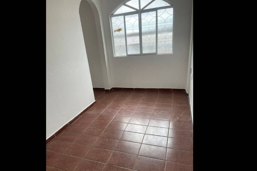Kitnet para Alugar – Grã-Duquesa
