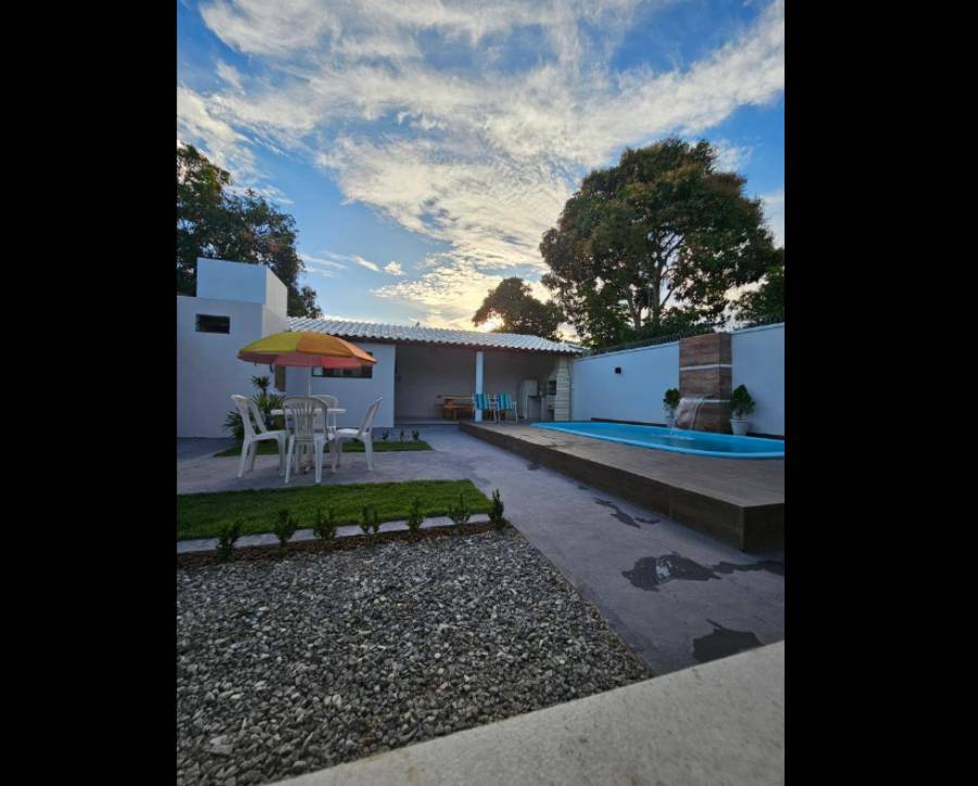 Casa com Piscina – Temporada em Prado/BA