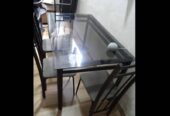 Mesa de Ferro com Tampo de Vidro + 4 Cadeiras