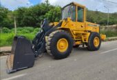 Pá Carregadeira Volvo L90 – 2002 | Operacional