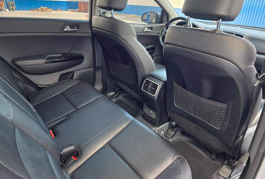 Kia Sportage EX2 2018 – Completa e Impecável