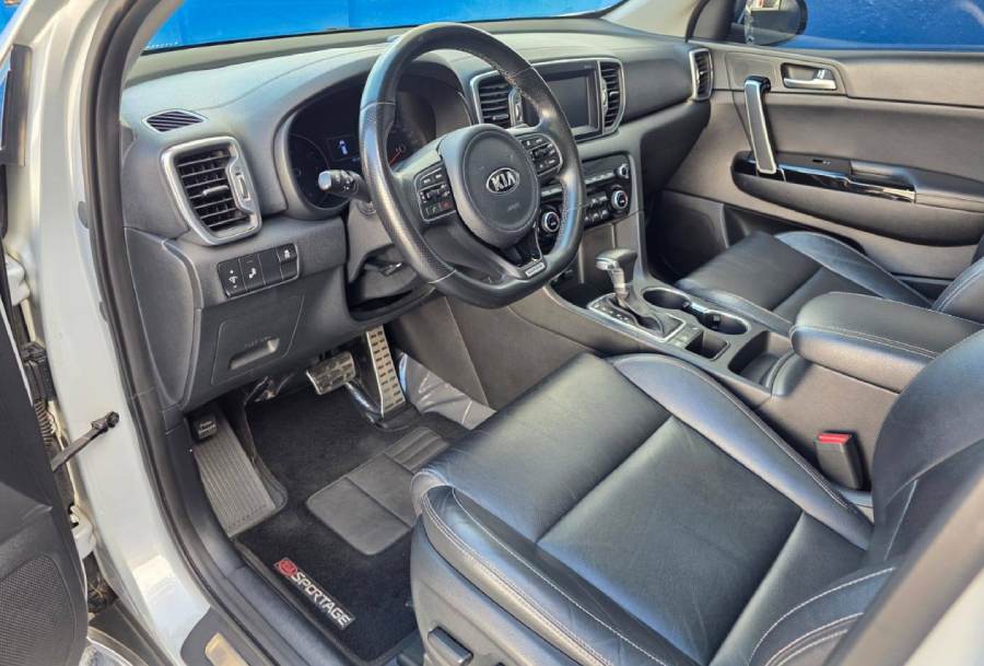 Kia Sportage EX2 2018 – Completa e Impecável